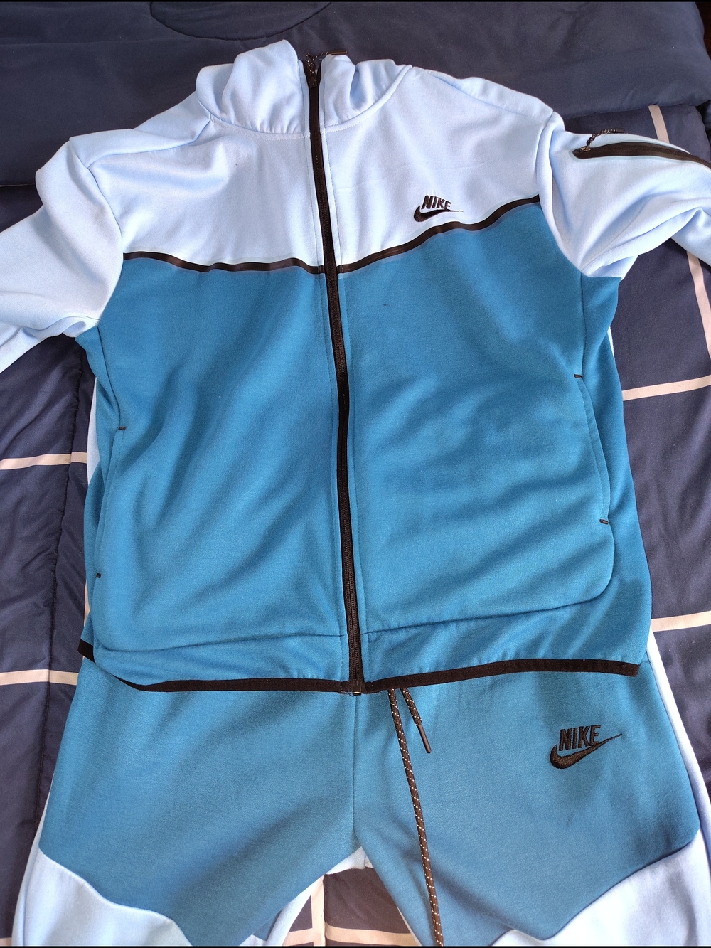 Nike Light Blue & Teal Zip Hoodie and Joggers Set - Picture 3 of 5